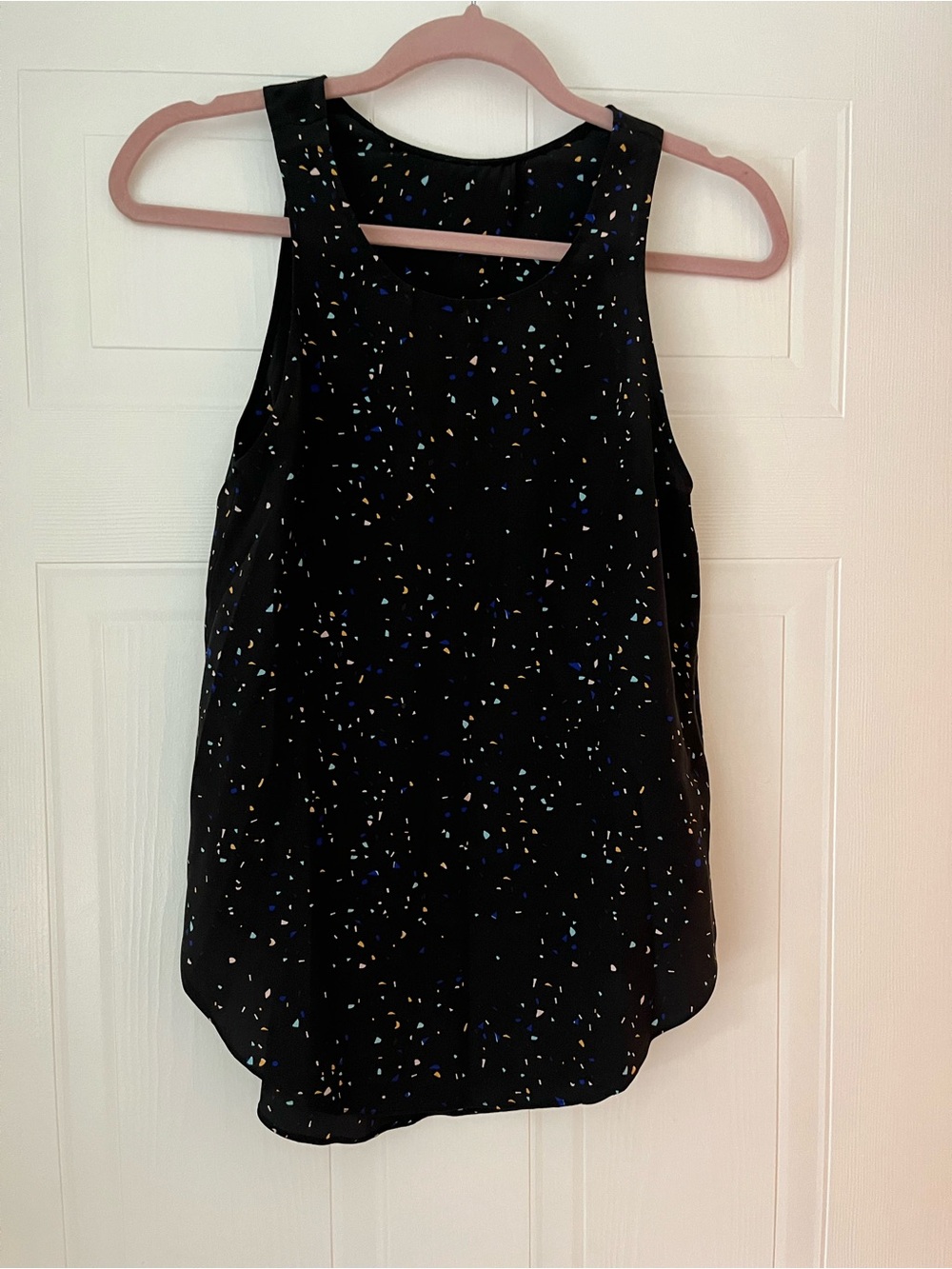 Aritizia Wilfred 100% Silk Tank with Confetti Print and Crossover Back